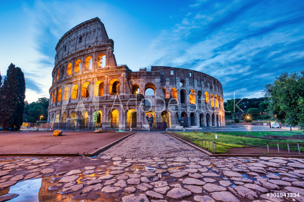 Obraz na płótnie Oświetlone Koloseum o zmierzchu | fotoobraz w salonie