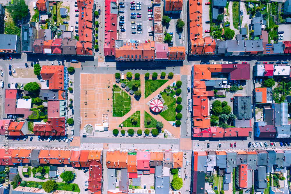 Widok z lotu ptaka na centralny plac w Żorach, Górny Śląsk, Polska.