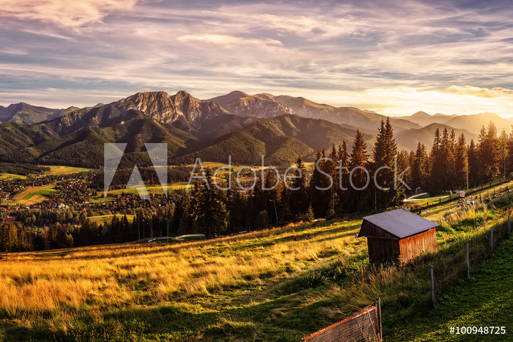Obraz na płótnie Gubalowka - view on panorama of Tatras at sunset, Poland. w salonie