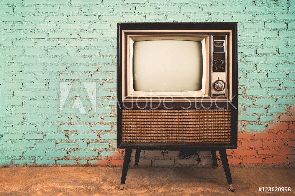Obraz na płótnie Stary telewizor w salonie
