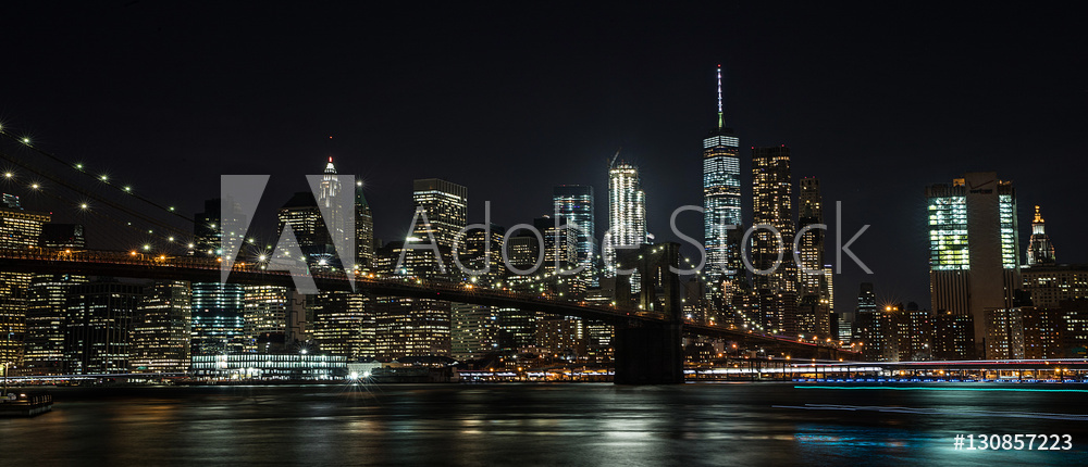 Most Brookliński i Nowy Jork nocą