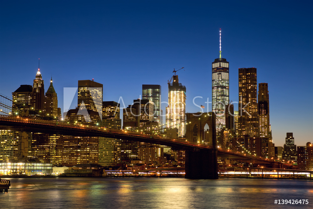 Obraz na płótnie Brooklyn Bridge i Manhatan nocą w salonie